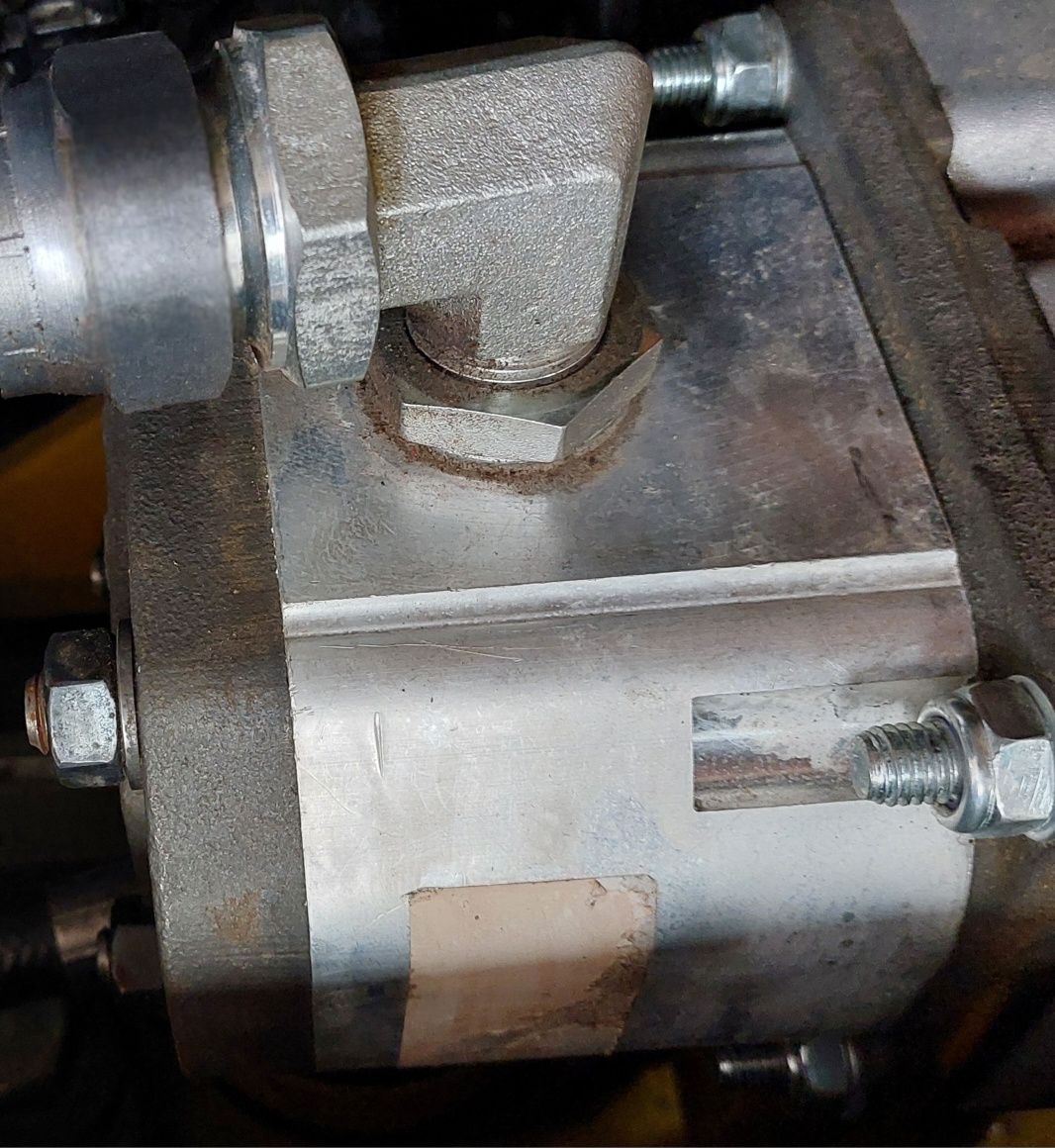 Bomba hidráulica 45lts, grupo 3, rotacao drt, aperto UE