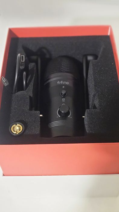 Microfone FiFine K690