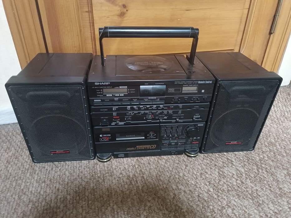 SHARP WF-CD 77 Магнитола Grundig