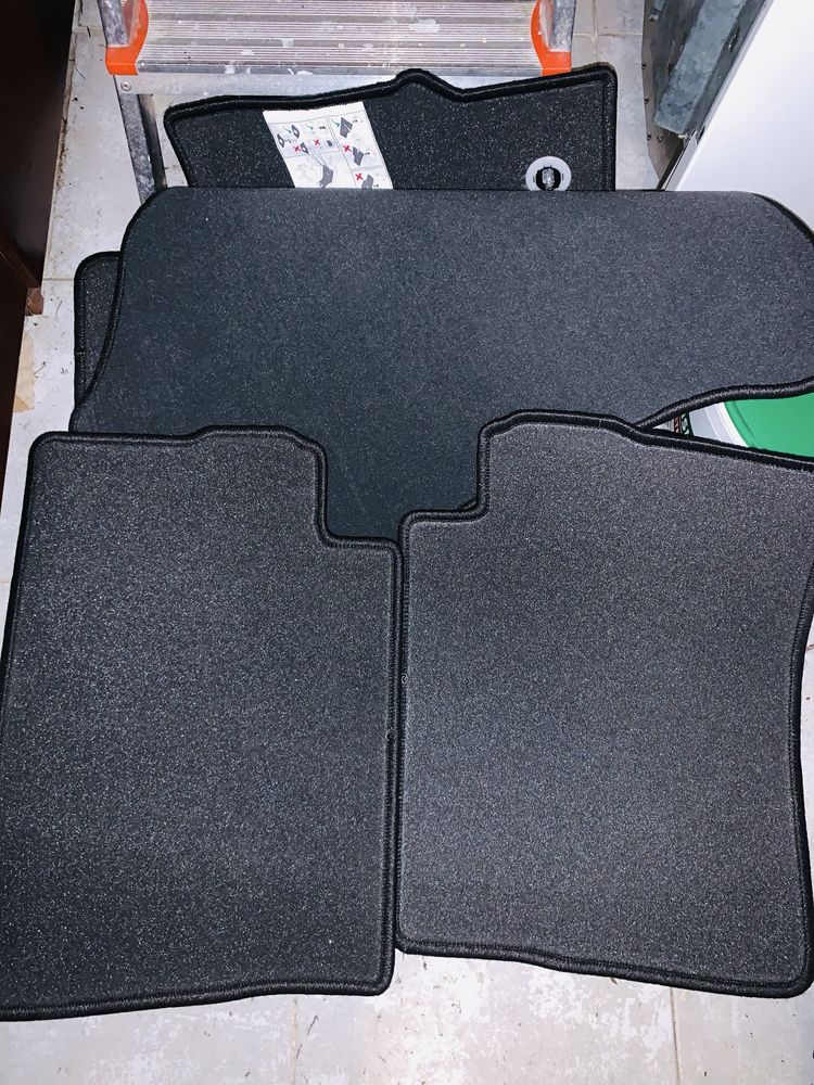 Tapetes novos, conjunto de 4, Auris
