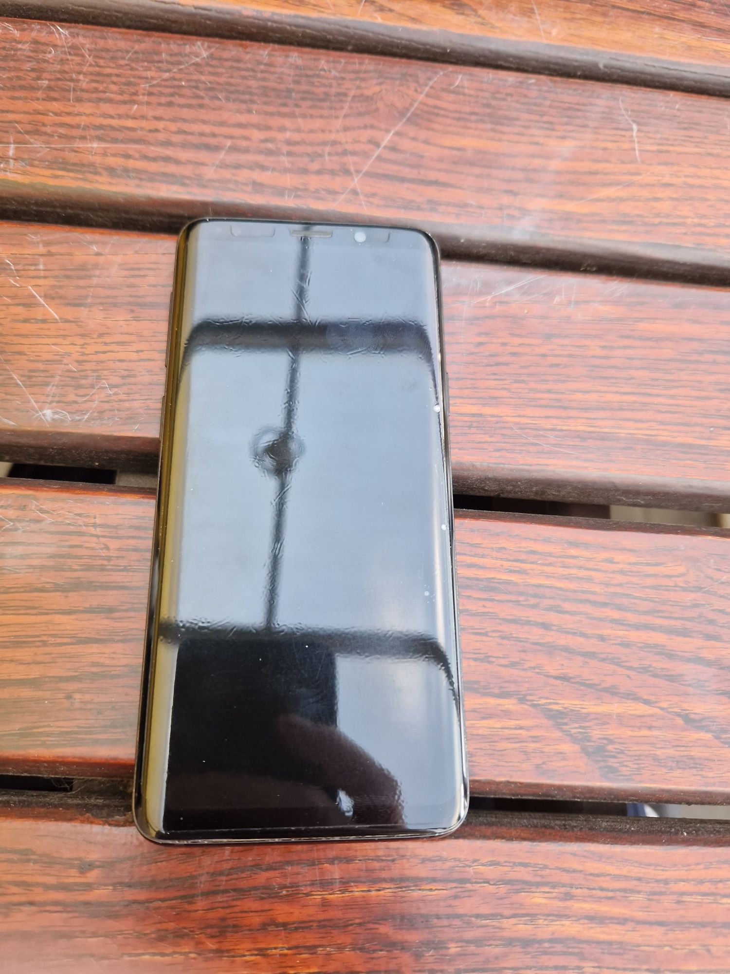 Telefon samsung galaxy S 9 zadbany,dużo dodatków,karta pamięci 256gb