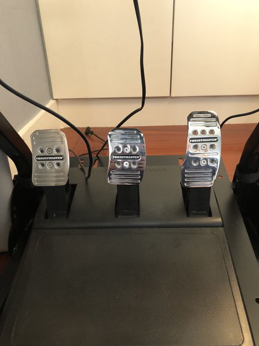 Thrusmaster t150 rs pro + Suporte