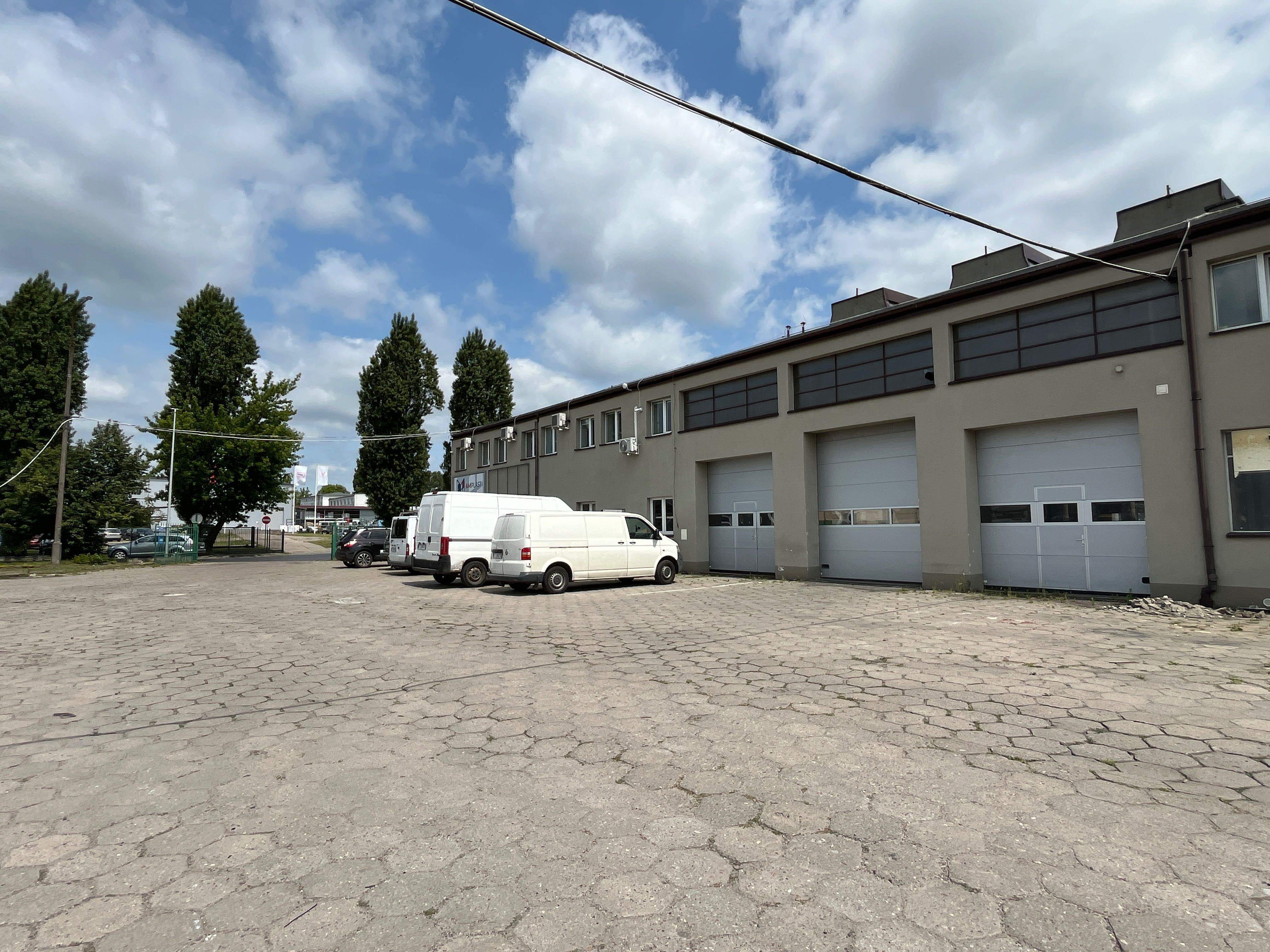 Hala magazynowa – 324 m², ul. Chrobrego, 5 min od centrum Torunia!