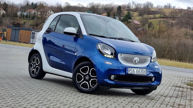 Smart Fortwo 0.9 90KM / PRIME Automat / Panorama / Grzane Fotele / Skóra / Zobacz!