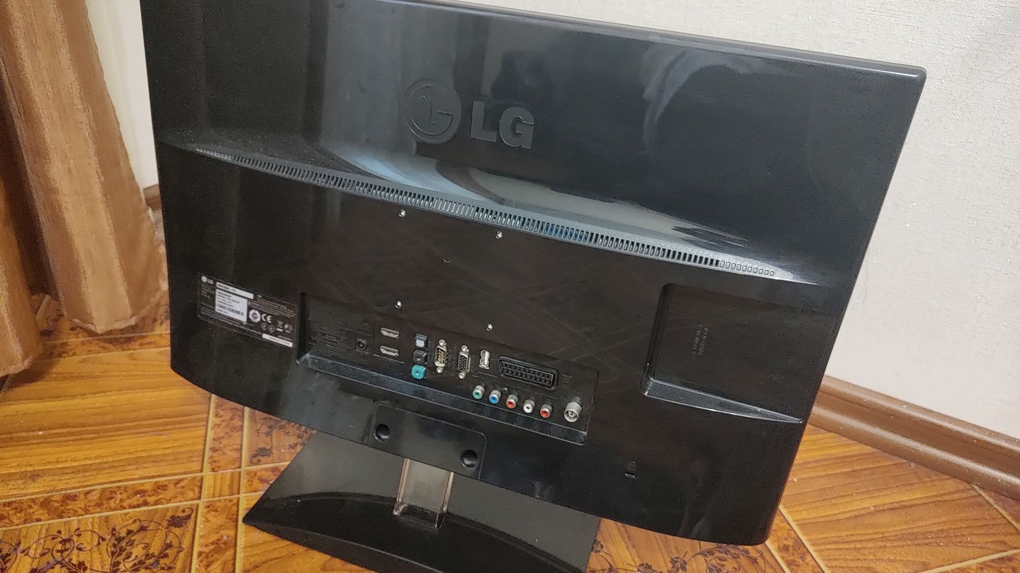 3D Телевізор LG, може бути монітором