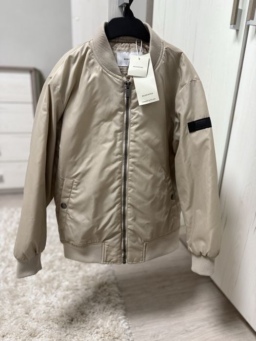 Бомбер reserved новий