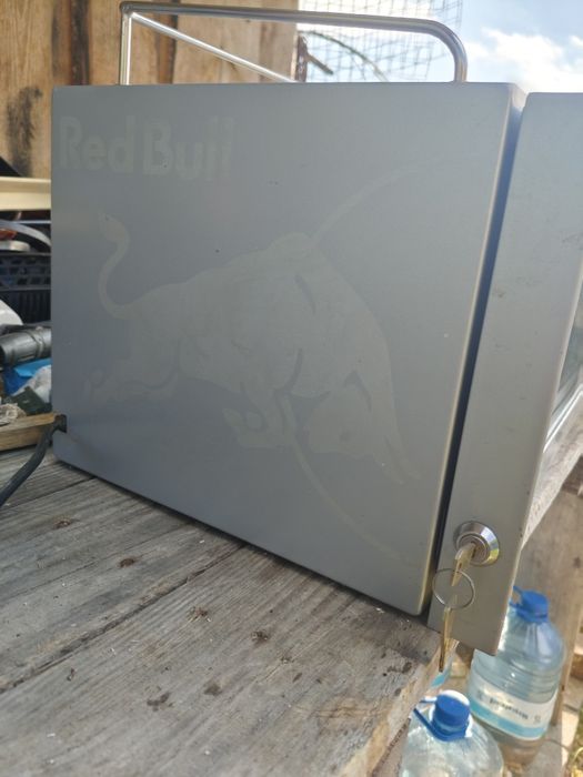 Lodówka Red bull