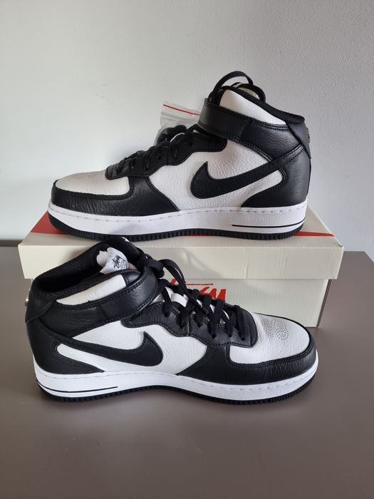 Sprzedam buty Stüssy x Nike Air Force 1 Mid "light bone"