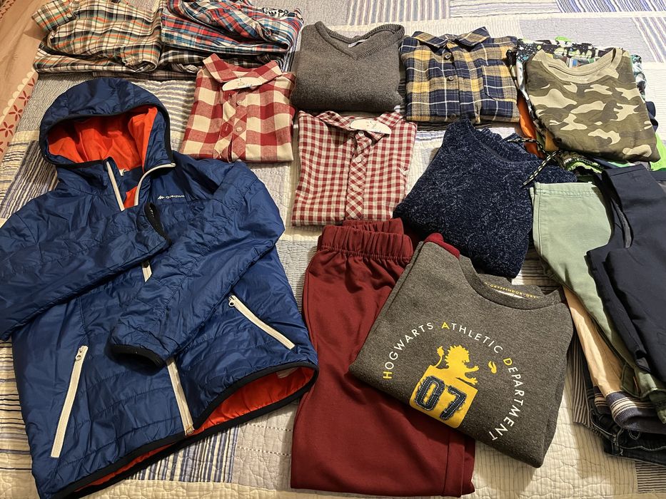 Roupa nova e como nova, menino 6-8 anos (22 peças)
