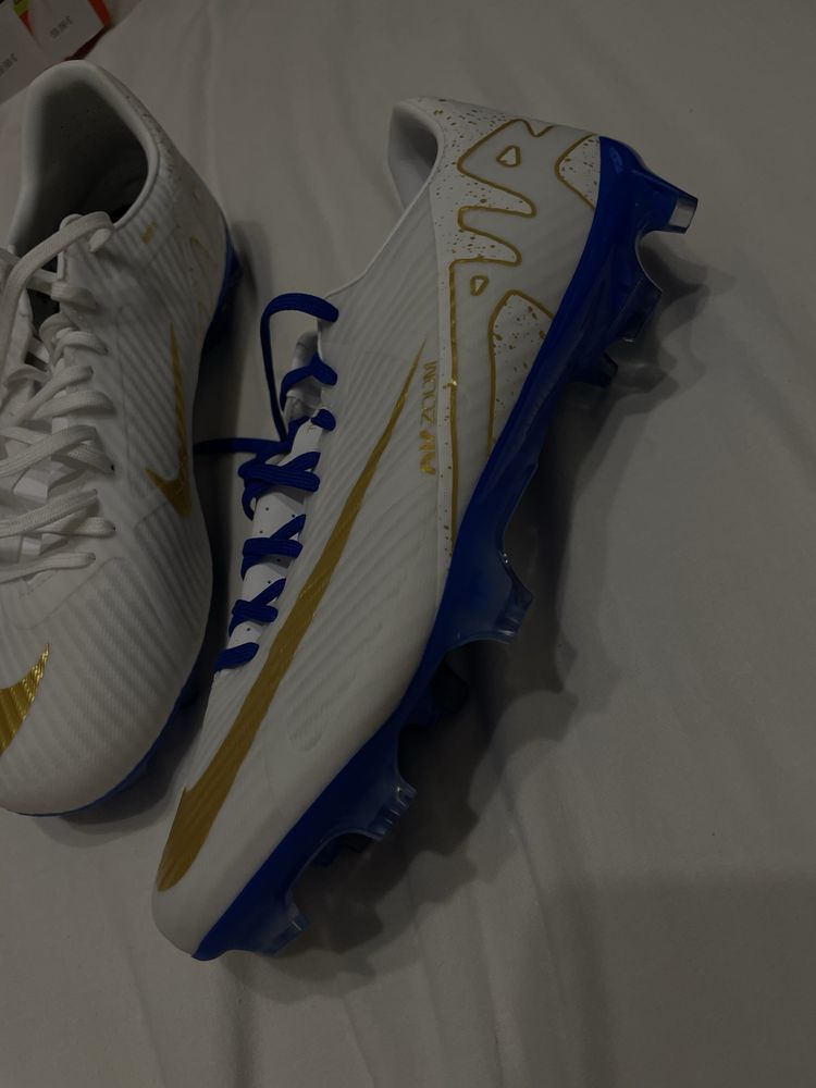 Chuteiras.  Nike.