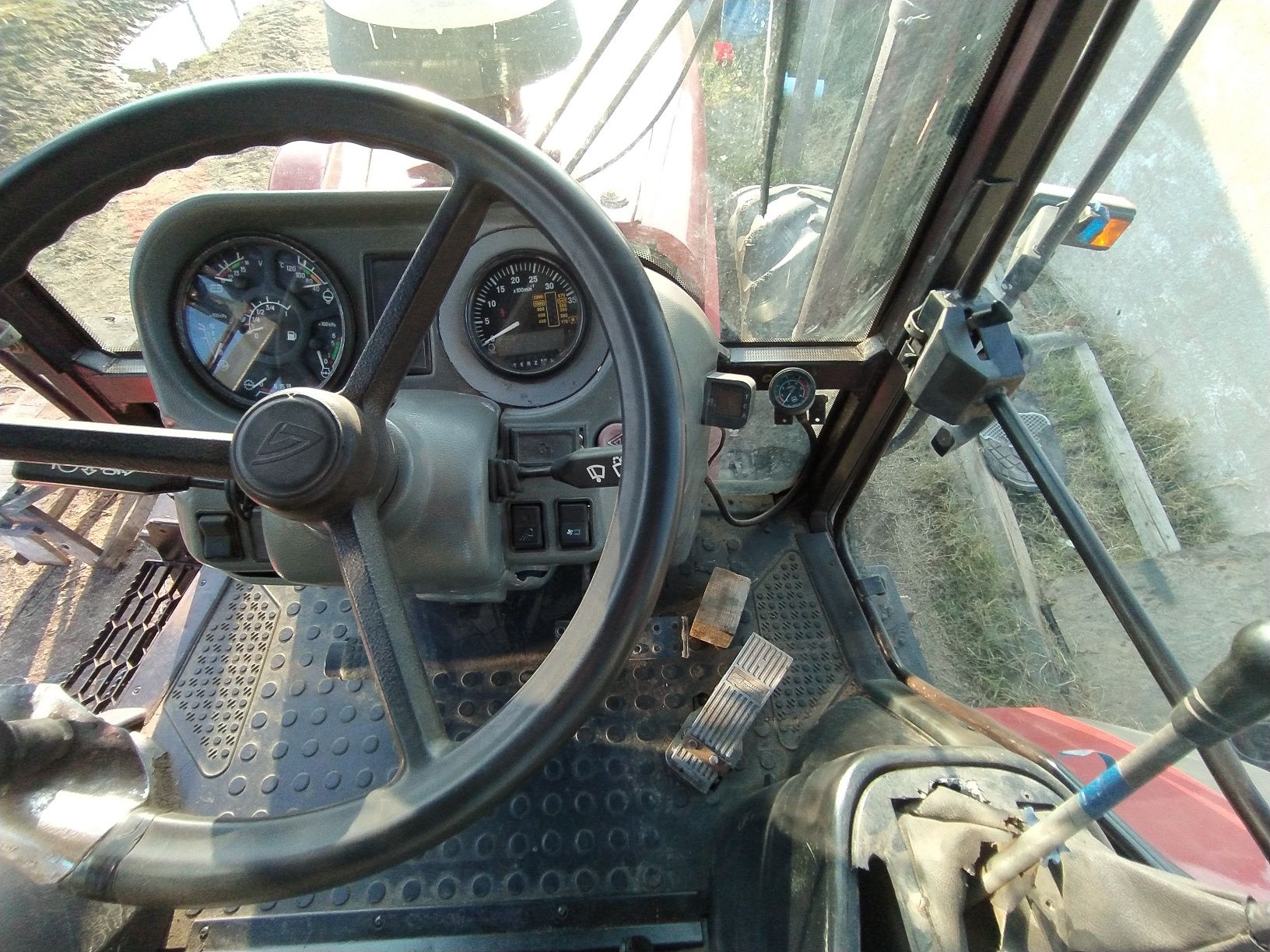 трактор Беларус МТЗ 3022 двиг.DAF-430л.с, Volvo 400л.с . Можливий обмі