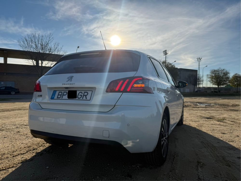 Peugeot 308 Allure 1.2 cx auto 130cv