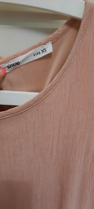 Nowa sukienka Sinsay, pudrowy róż, rozm xs