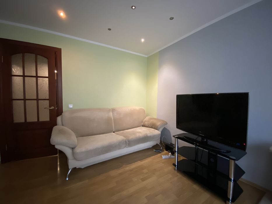 Пр Науки/ Гагарина 3 рн Сильпо нагорка центр