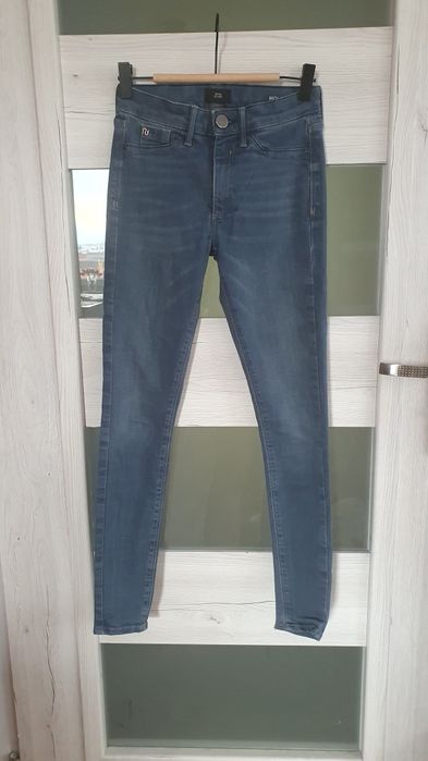 Spodnie River Island r.32 Molly niebieskie rurki