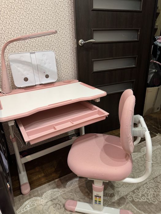 Дитяча парта стіл