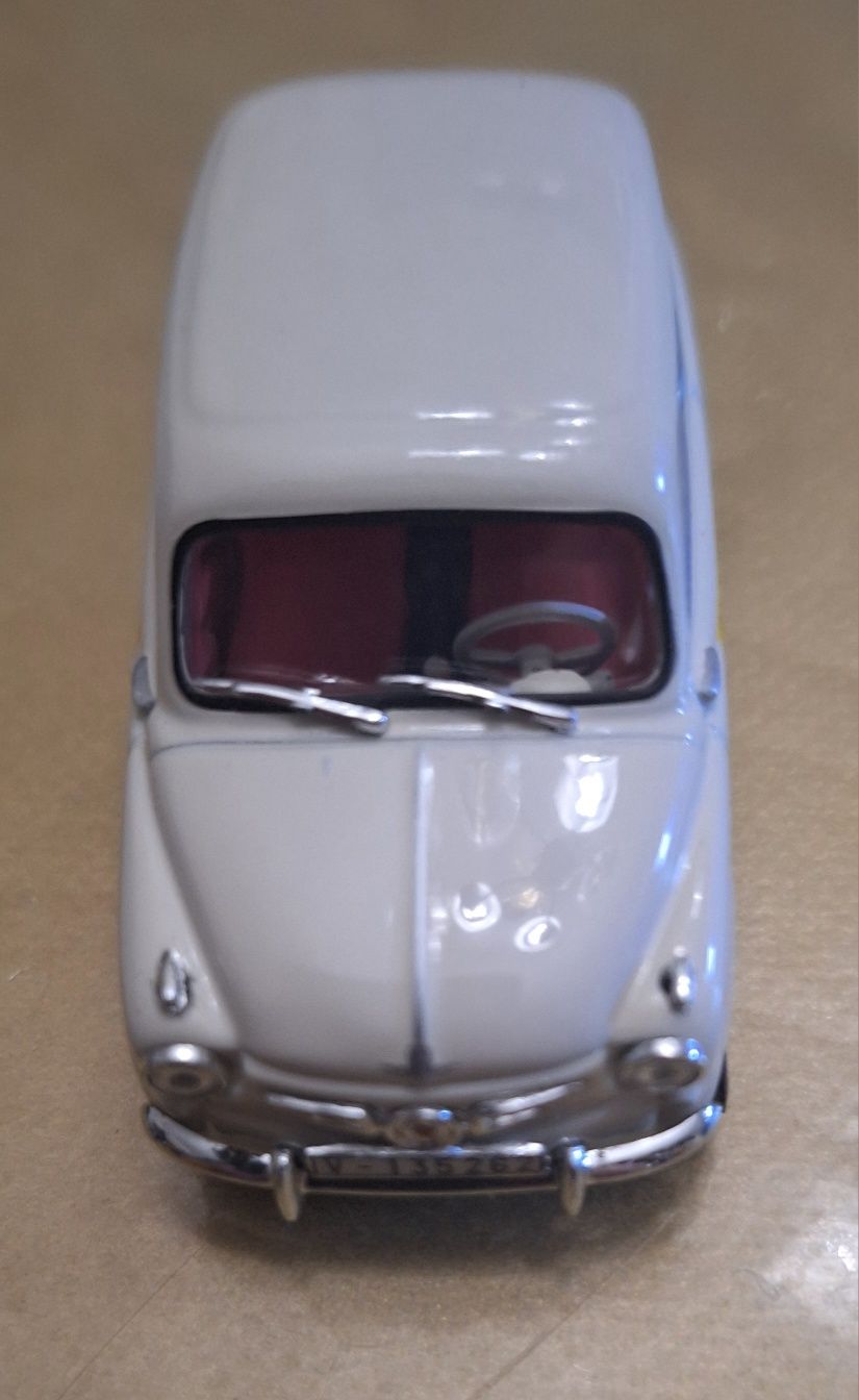 Fiat 600 Miniatura escala 1:43