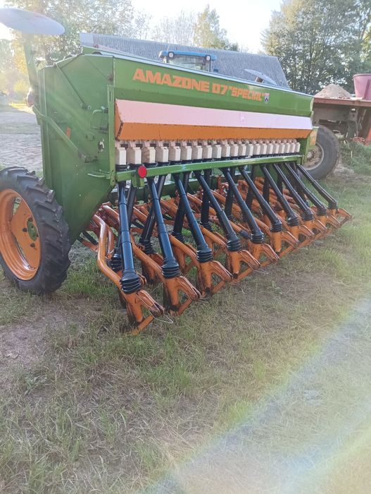 Sprzedam siewnik amazone d7