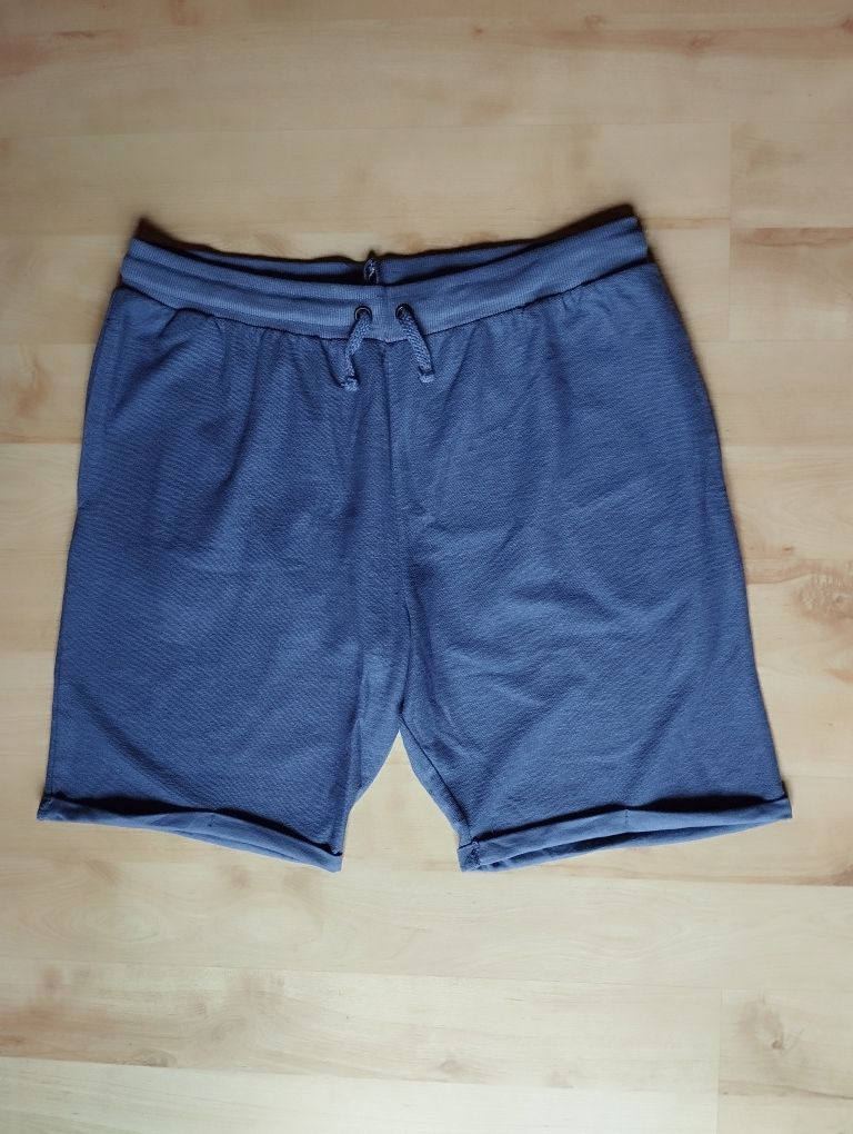 Spodenki / szorty XL-XXL Identic