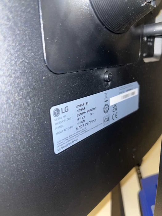 2x Monitor LG 27QP88DP-B - Usado (disponível individualmente)
