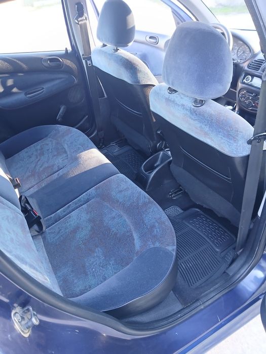 Peugeot 206 muito estimado 1.1