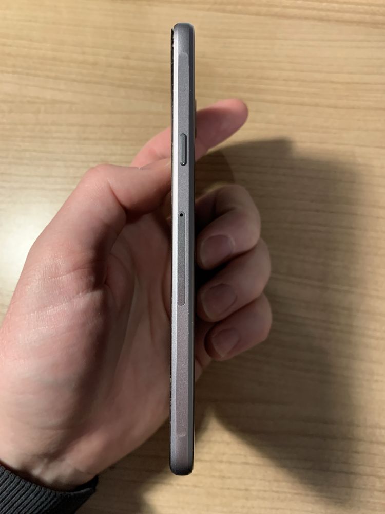 Samsung SM-A510F A5 uszkodzony