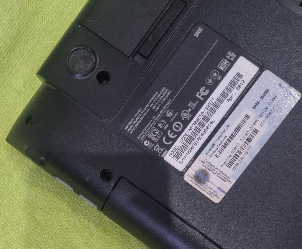 Portatil Samsung para peças Dobradiça Partida
