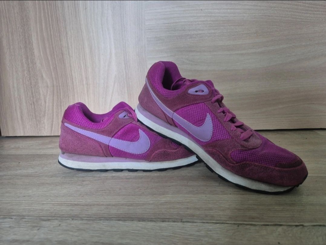 Buty różowe Nike