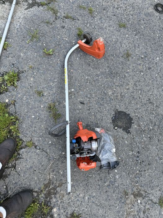 Podkaszarka spalinowa husqvarna 122c. Wysylka