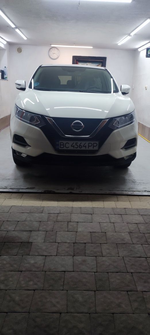 Nissan QASHQAI  .