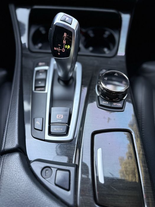 Продам Бмв ф10 в хорошем состояние