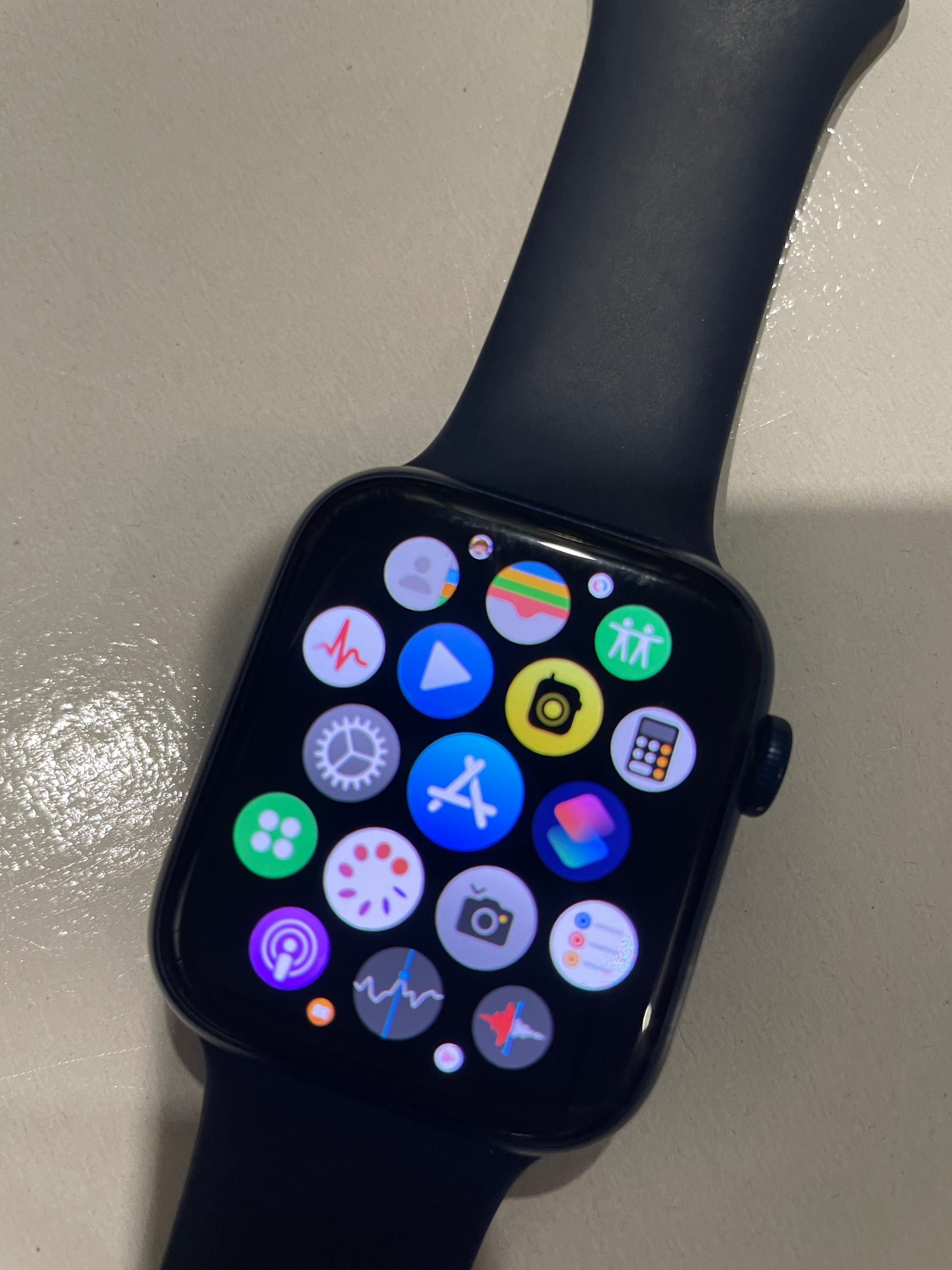Годинник Apple Watch 6