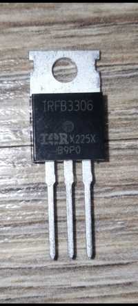 Транзистор IRFB3306