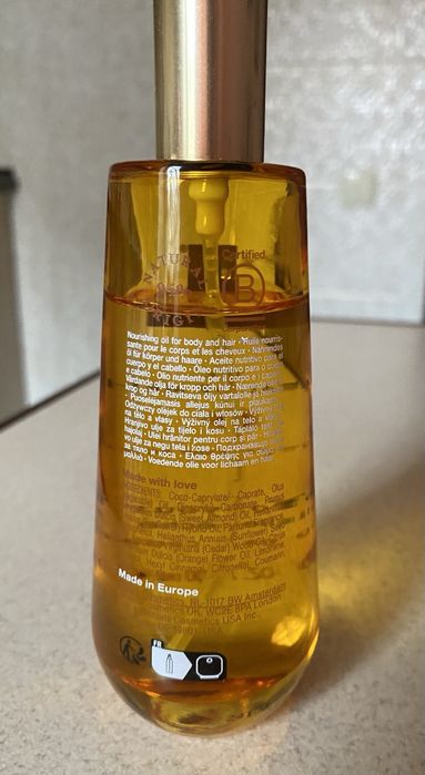 Сухое масло для тела и волос