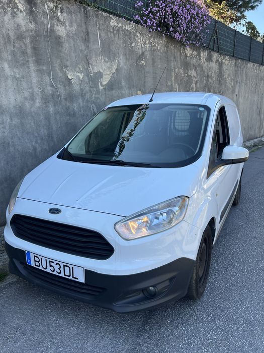 Ford Transit Courier