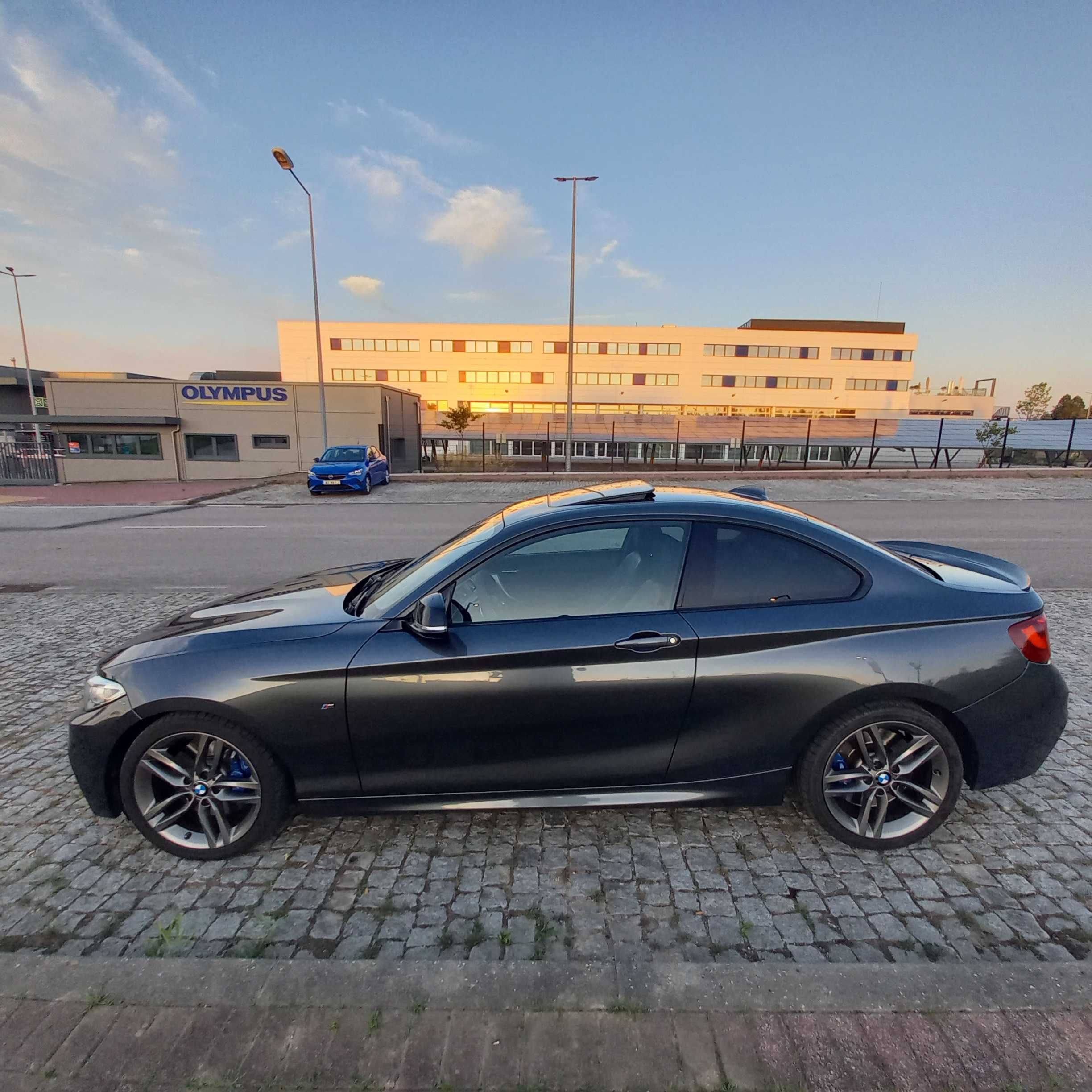 BMW Série 2 225d Coupé 218cv Nacional em Excelente Estado
