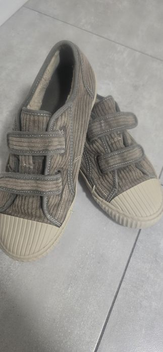Кеди zara 38 розмір ,штучне хутро