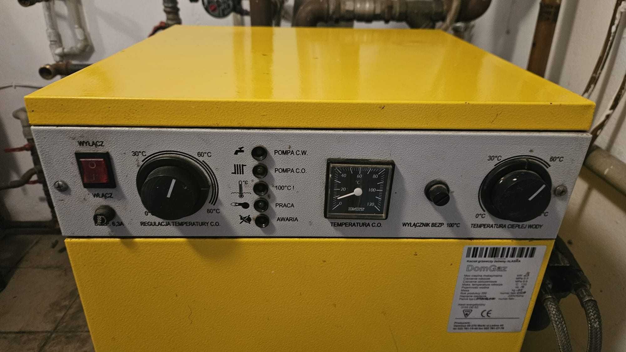 piec z wkładem żeliwnym na olej opałowy do CO