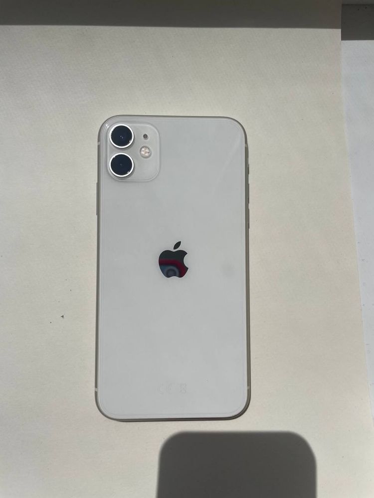 Iphone 11  white  128gb neverlock