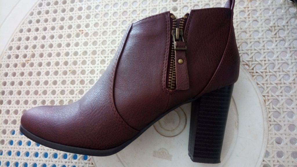 Botas mulher bordo 37