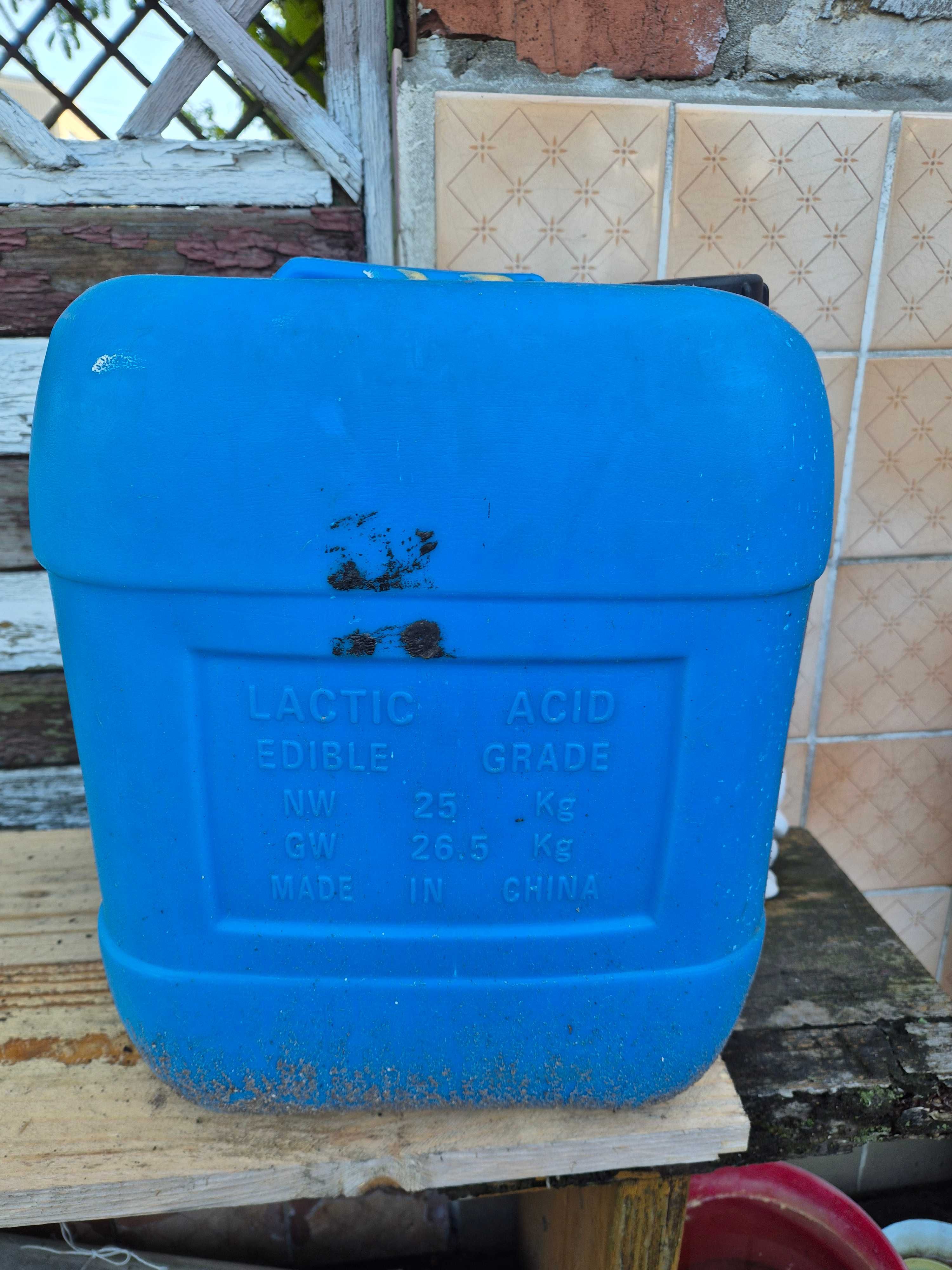 pojemnik plastikowy 25 litrów,baniaki,kanistry
