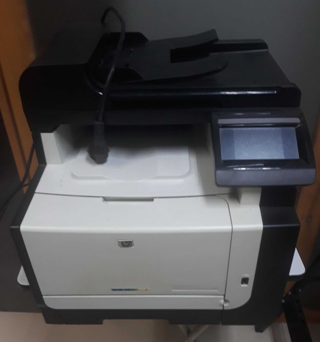 Impressora Laser a Cores HP LaserJet Pro CM1415fnw color MFP