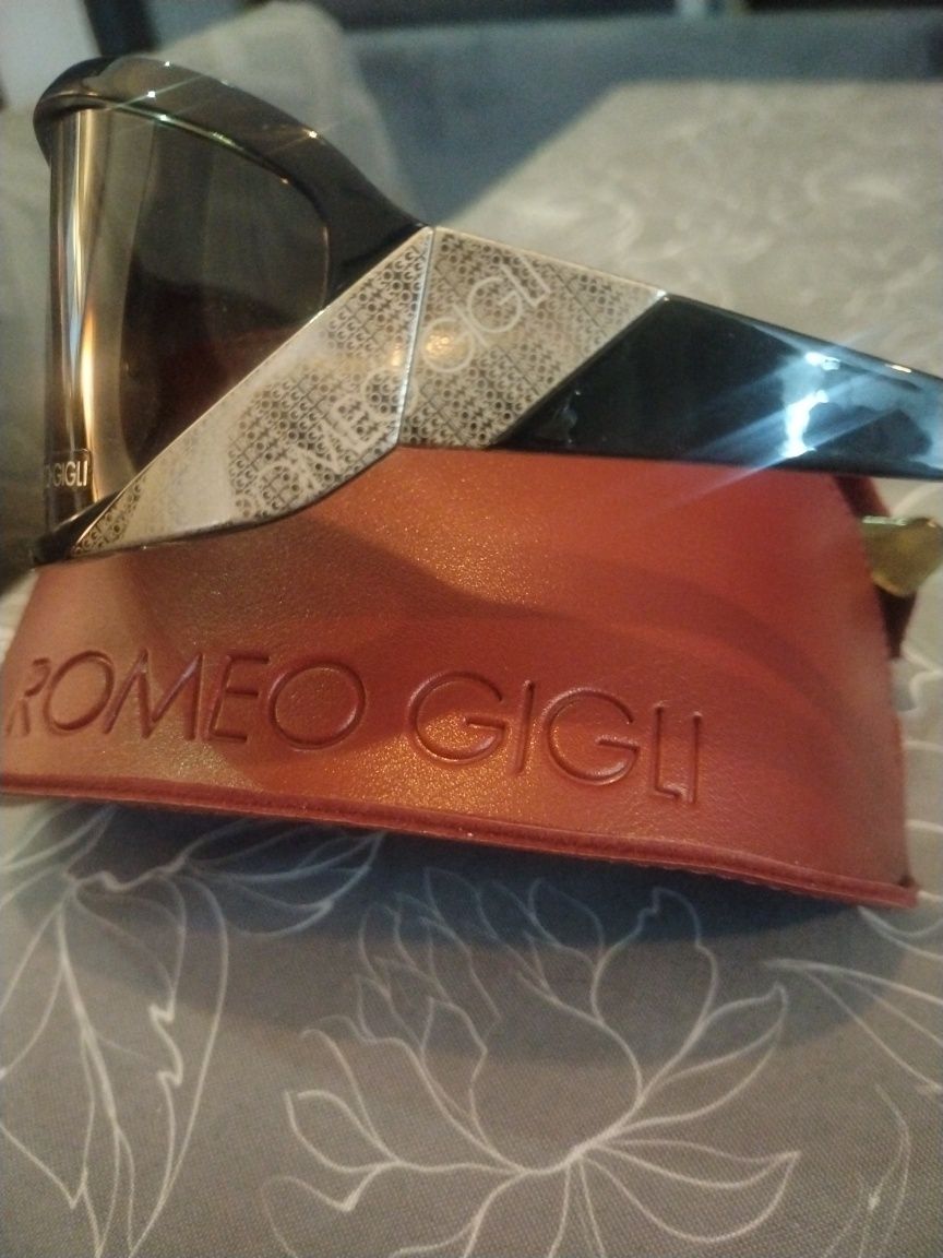 Óculo Romeo gigli