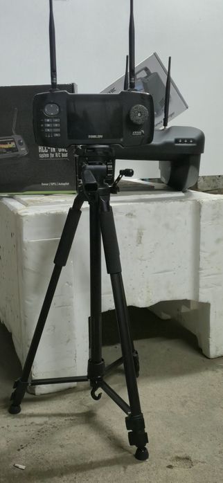 Sprzedam łódkę zanętową HARPUN firmy PROLAM.