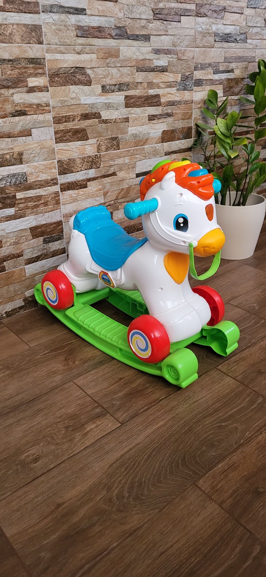 Cavalinho com música para bebés