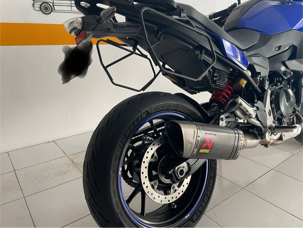 BMW F 900 XR como nova