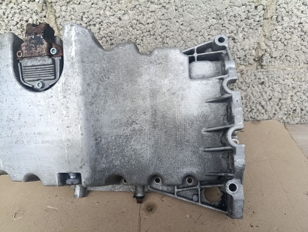 Піддон поддон 2.0 ALT Audi A4 B6 B7 A6C5 Passat B5