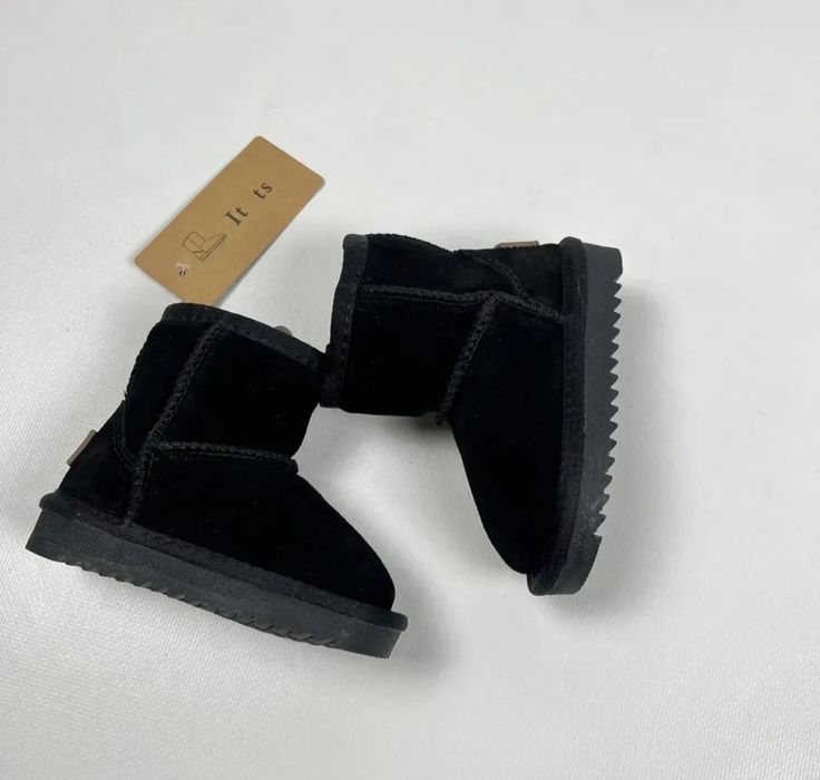 Уггі зимове взуття теплі угги чоботи Ботинки