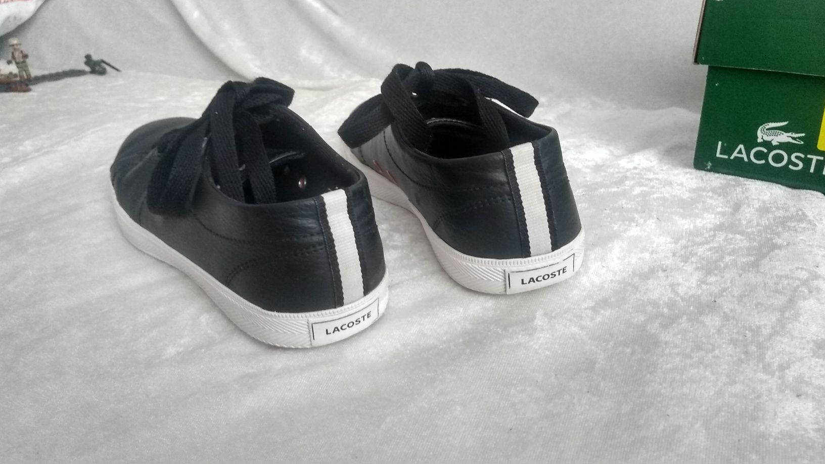 Buty trampki Lacoste 35 jak nowe