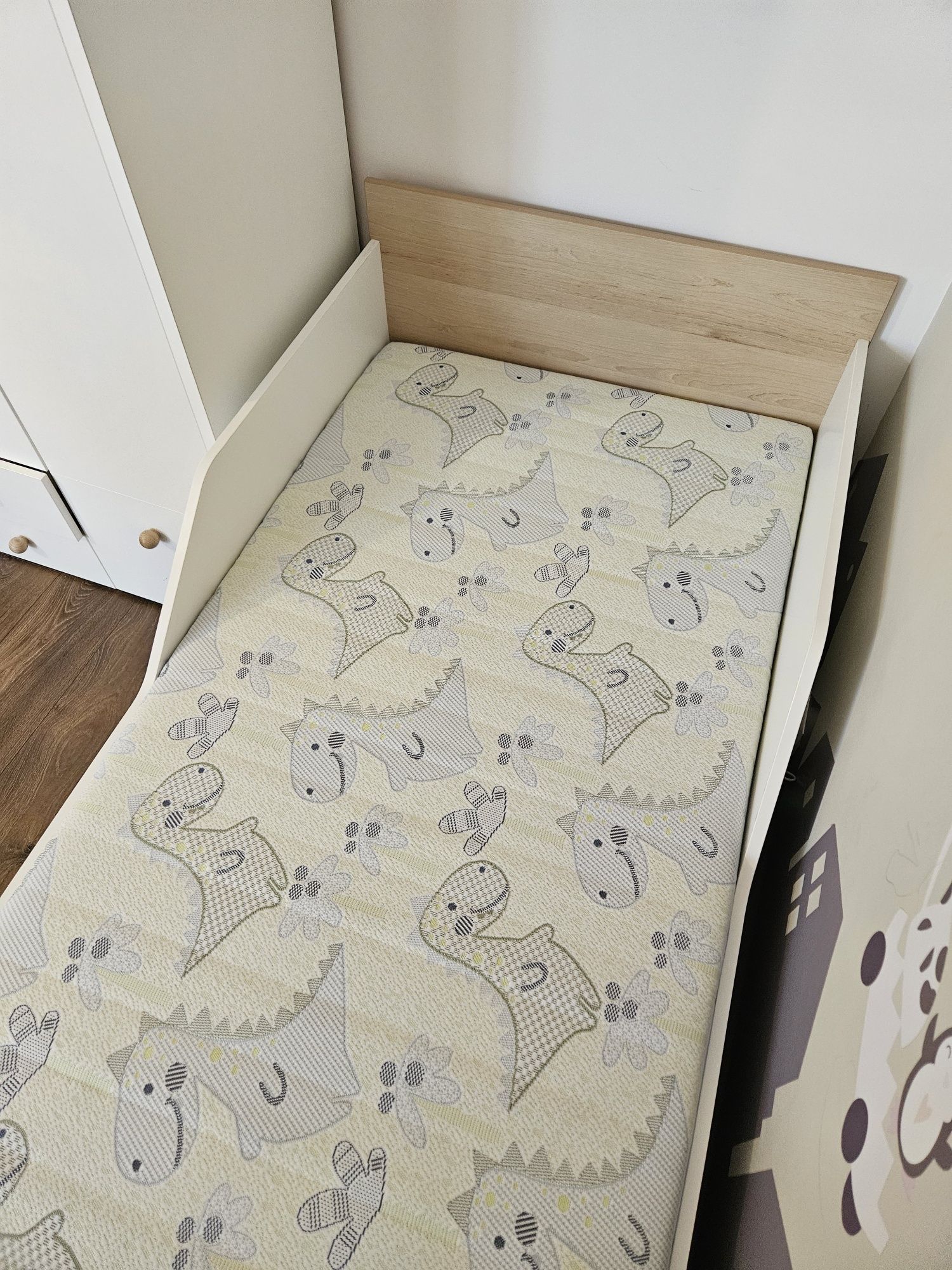 Łóżko Klupś 180×80 z materacem  BDB